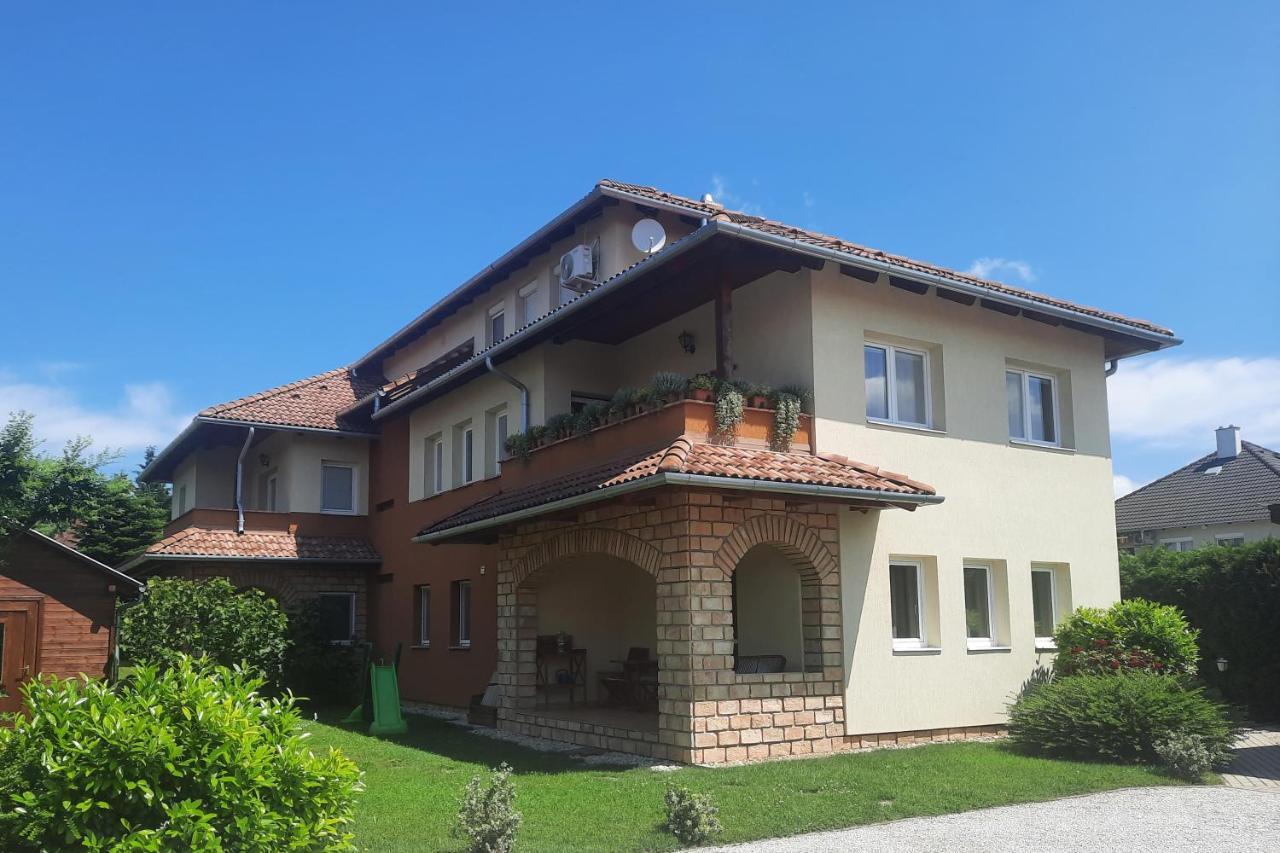 Mediterrania Apartment كيستاي المظهر الخارجي الصورة